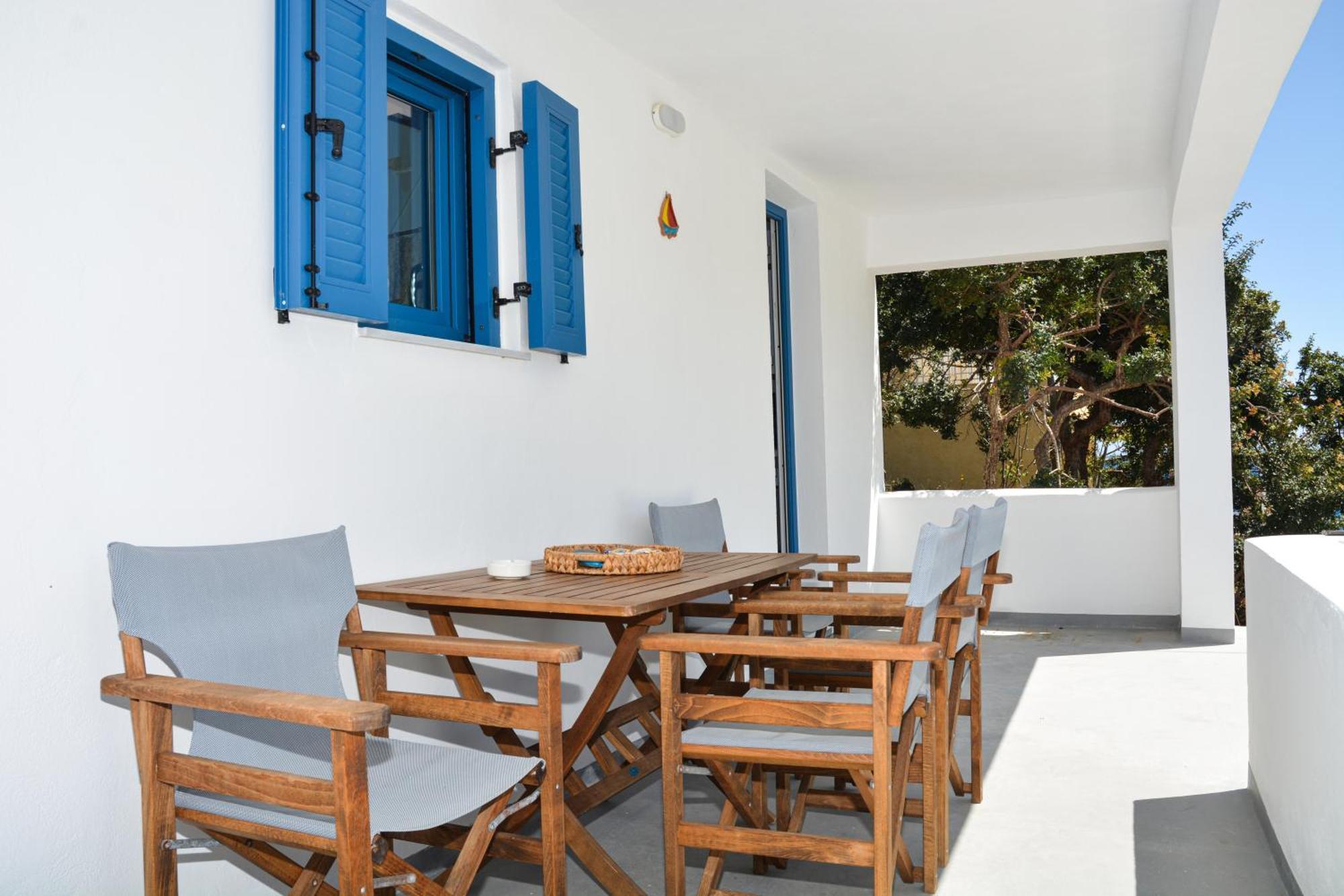 Thea Apartments Emporeios  Екстер'єр фото